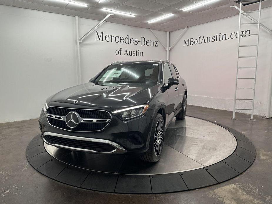 new 2025 Mercedes-Benz GLC 300 car, priced at $60,060