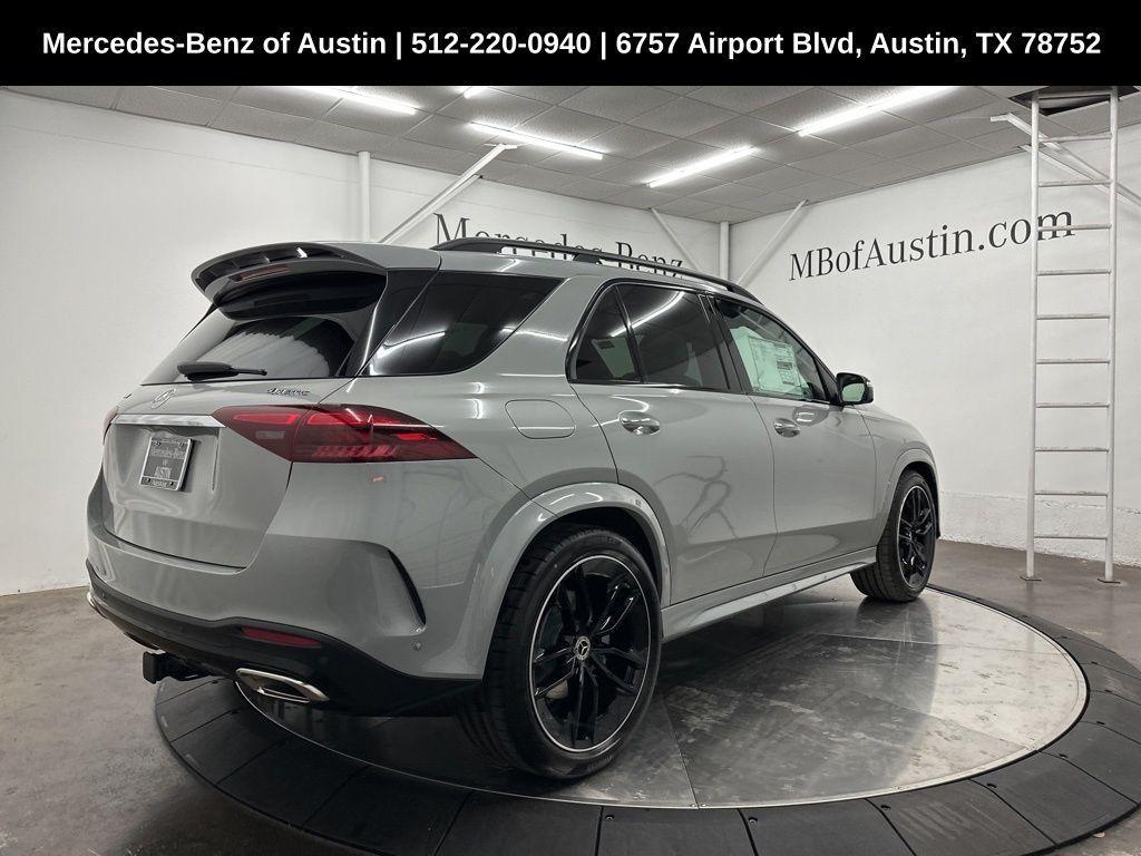 new 2025 Mercedes-Benz GLE 580 car, priced at $101,905
