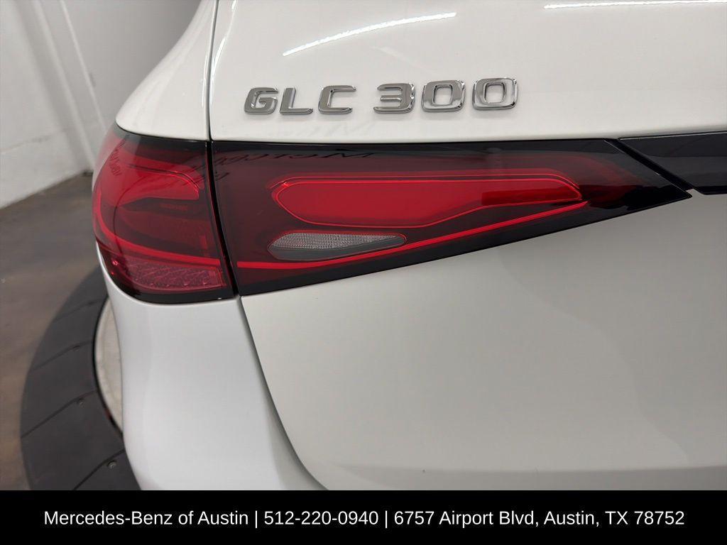 used 2025 Mercedes-Benz GLC 300 car, priced at $41,500