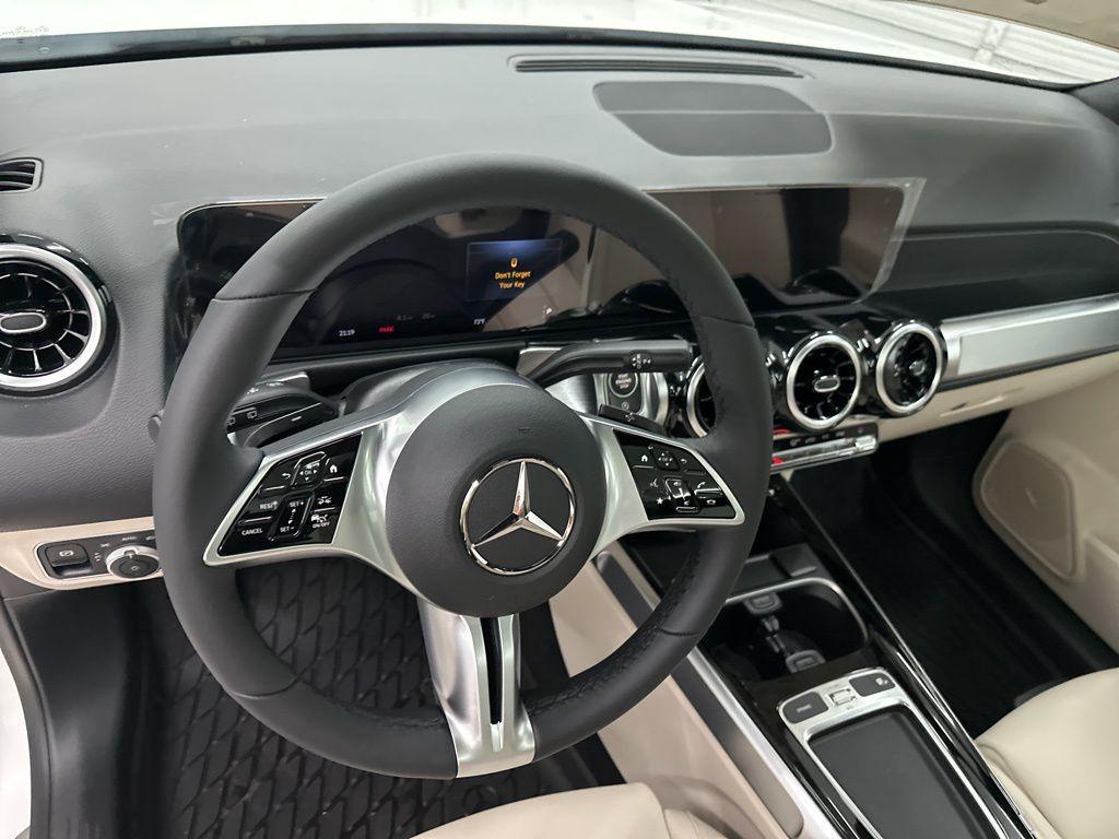 new 2026 Mercedes-Benz GLB 250 car, priced at $51,085