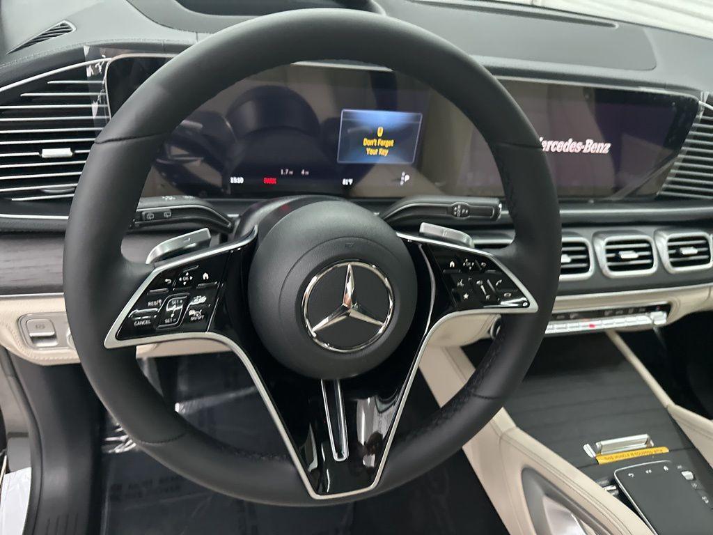 new 2025 Mercedes-Benz GLE 350 car, priced at $74,355