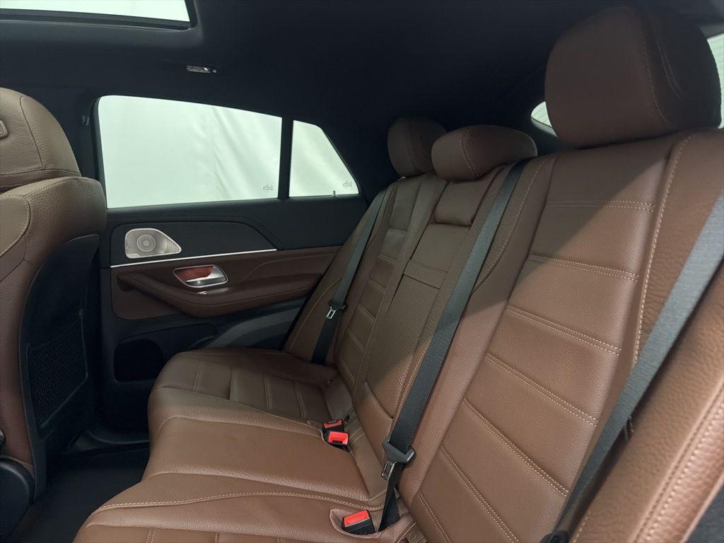 new 2026 Mercedes-Benz GLE 450 car, priced at $86,650