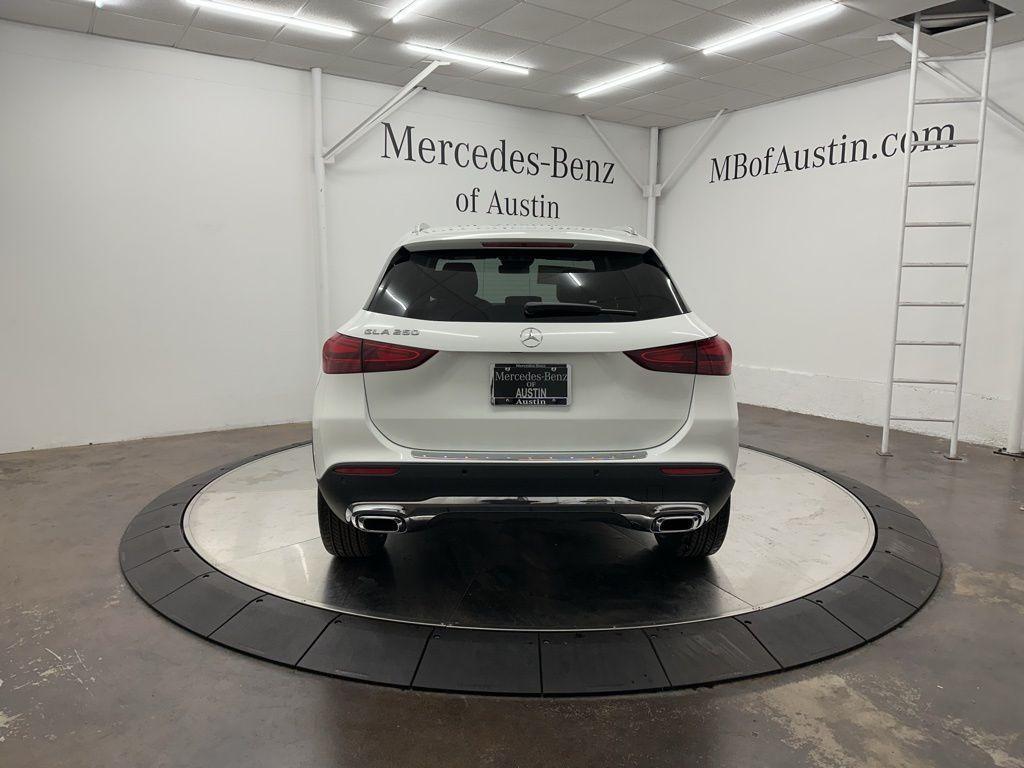 new 2025 Mercedes-Benz GLA 250 car, priced at $47,070