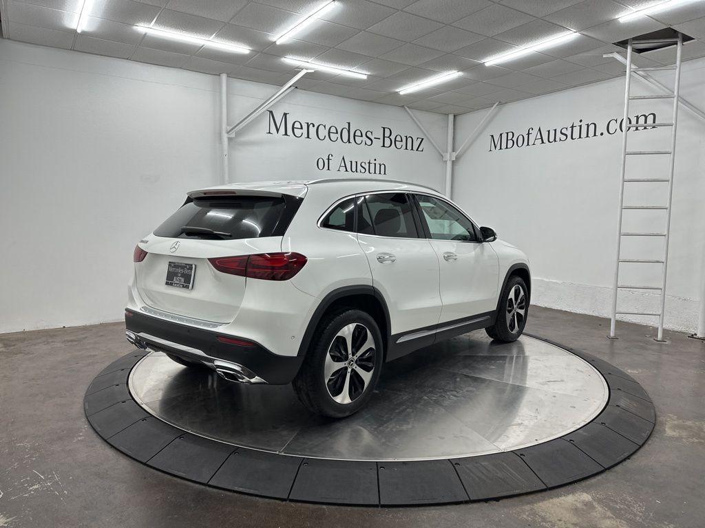 new 2025 Mercedes-Benz GLA 250 car, priced at $47,070