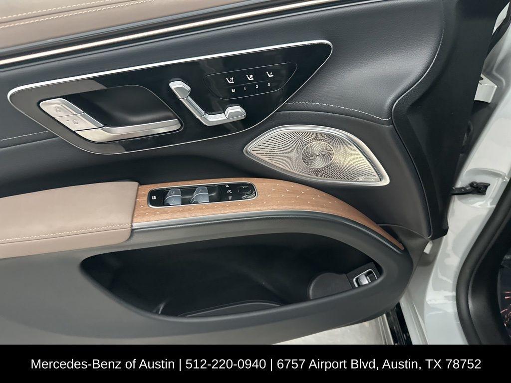 used 2023 Mercedes-Benz EQS 580 car, priced at $68,900