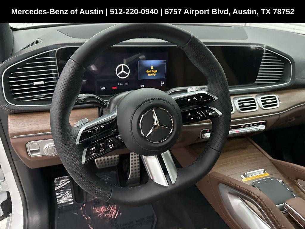 new 2025 Mercedes-Benz GLS 450 car, priced at $98,105