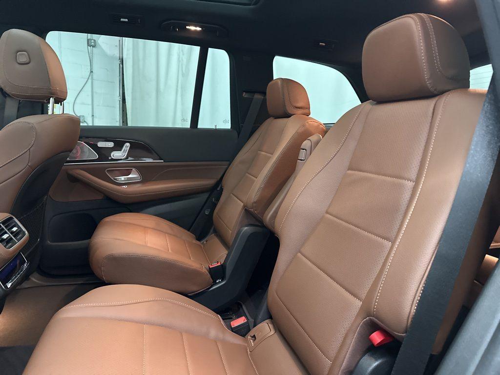 new 2025 Mercedes-Benz GLS 450 car, priced at $92,110