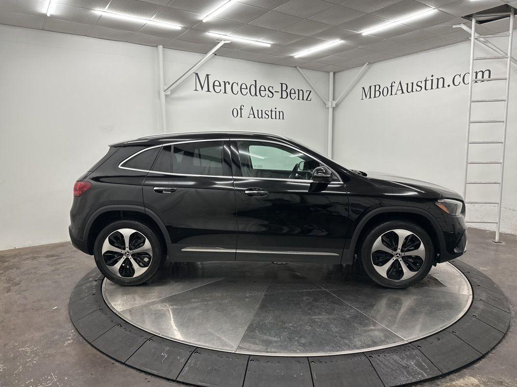 new 2025 Mercedes-Benz GLA 250 car, priced at $48,570