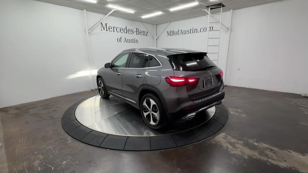 new 2025 Mercedes-Benz GLA 250 car, priced at $49,960