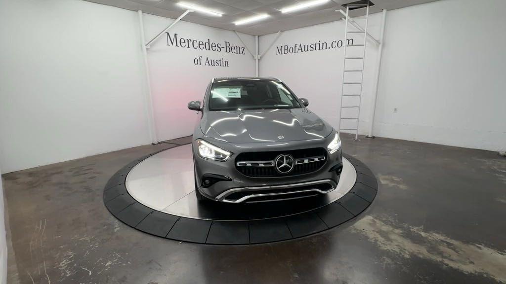 new 2025 Mercedes-Benz GLA 250 car, priced at $49,960