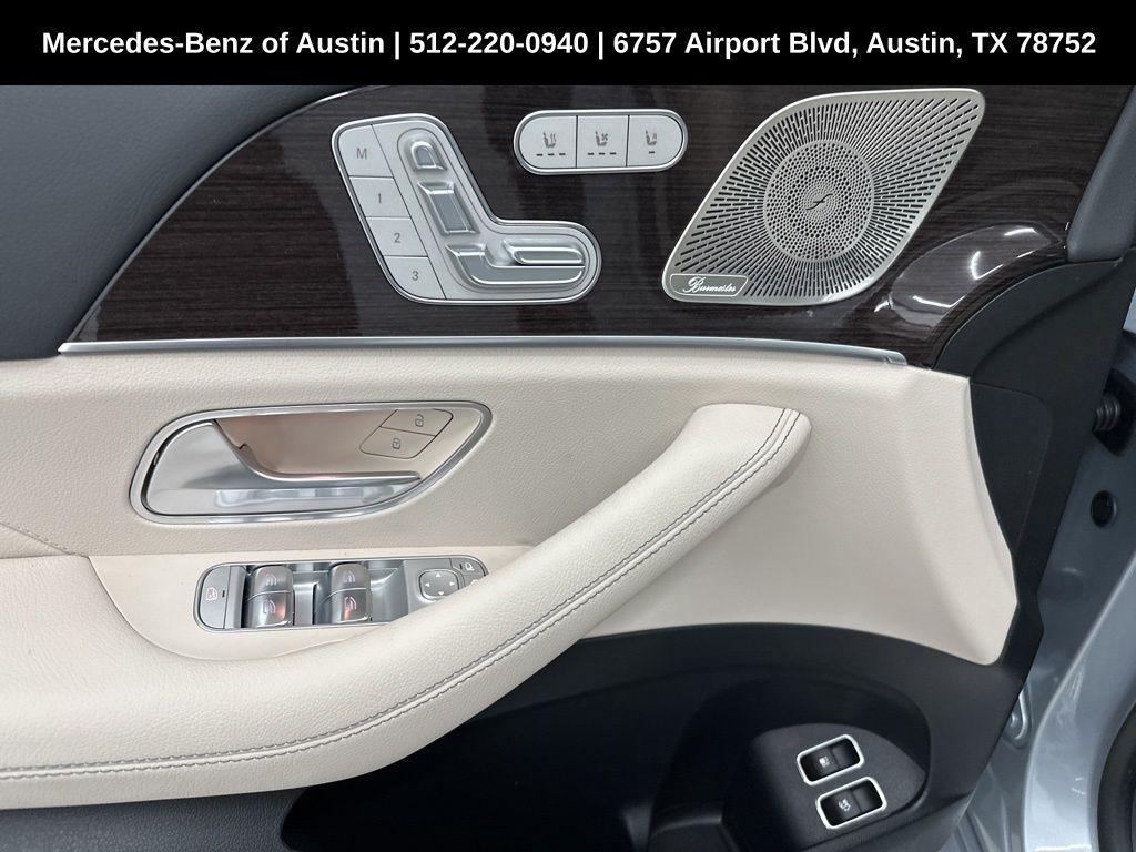 new 2025 Mercedes-Benz GLE 450e car, priced at $81,760