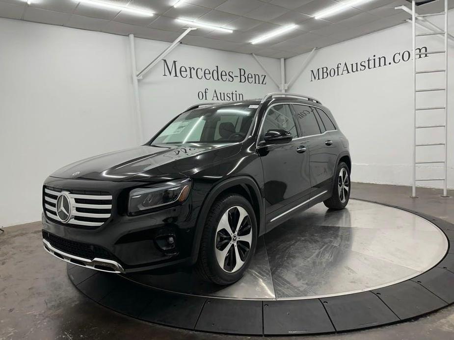 new 2025 Mercedes-Benz GLB 250 car, priced at $51,670