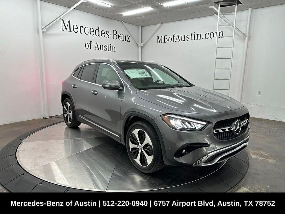 new 2025 Mercedes-Benz GLA 250 car, priced at $49,960