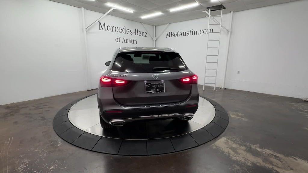 new 2025 Mercedes-Benz GLA 250 car, priced at $49,960