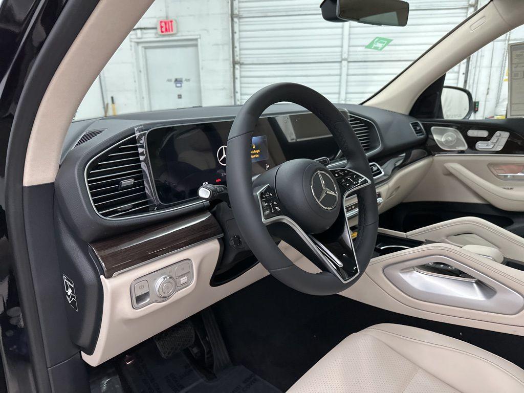 new 2025 Mercedes-Benz GLE 450e car, priced at $78,610