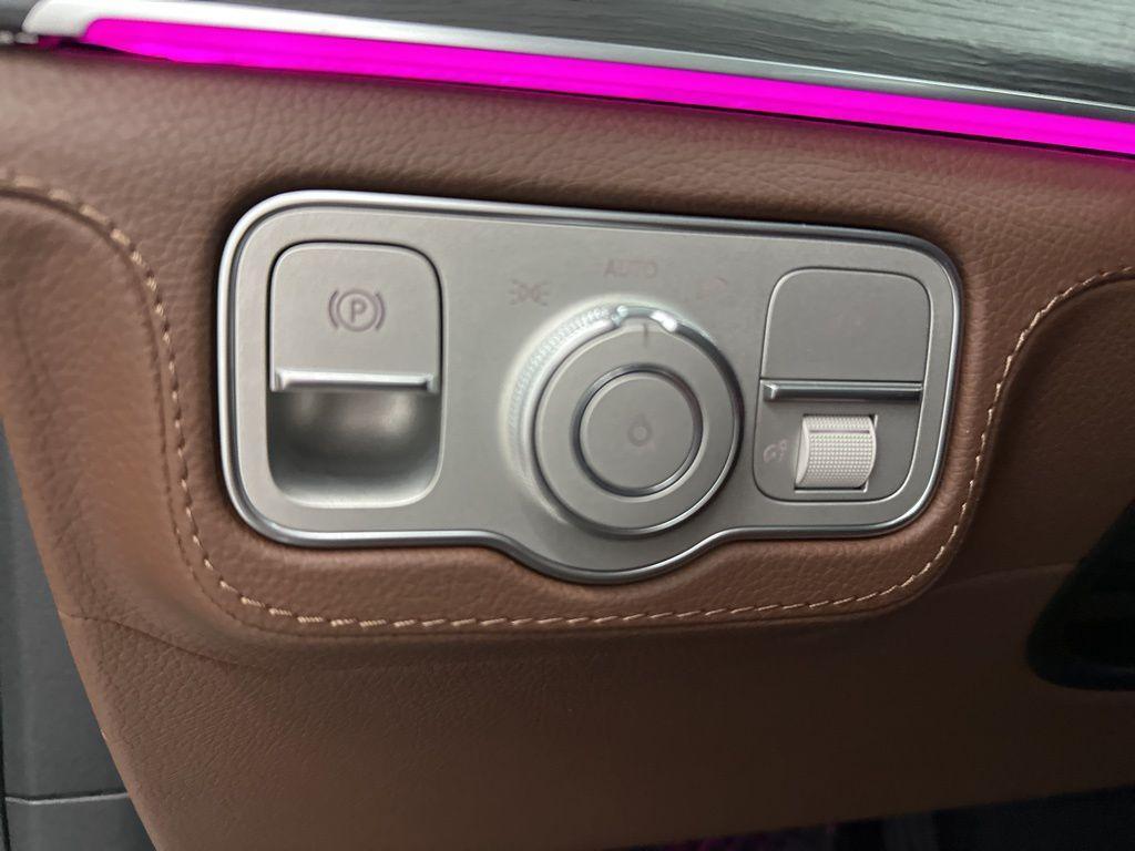 new 2026 Mercedes-Benz GLE 450 car, priced at $89,280