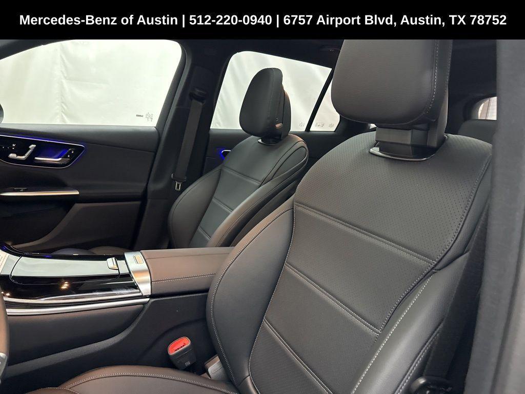 new 2025 Mercedes-Benz GLC 300 car, priced at $54,760