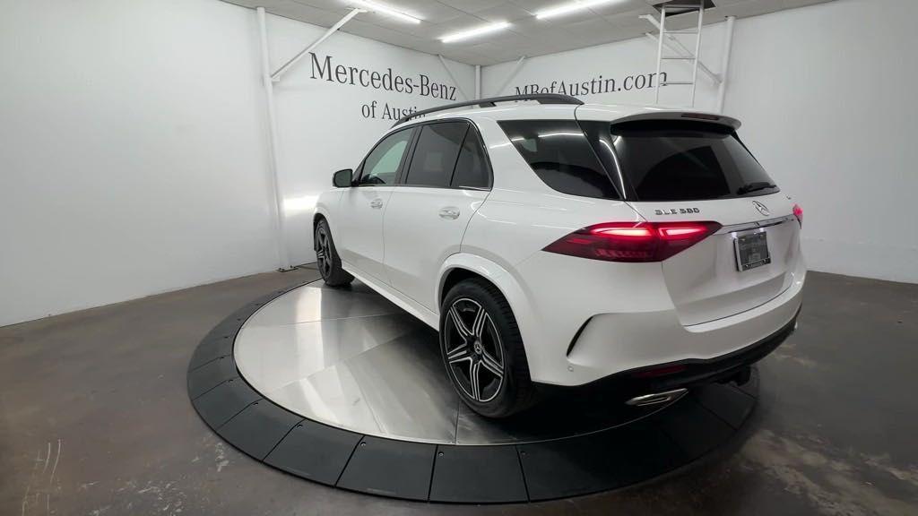 new 2024 Mercedes-Benz GLE 580 car, priced at $99,715