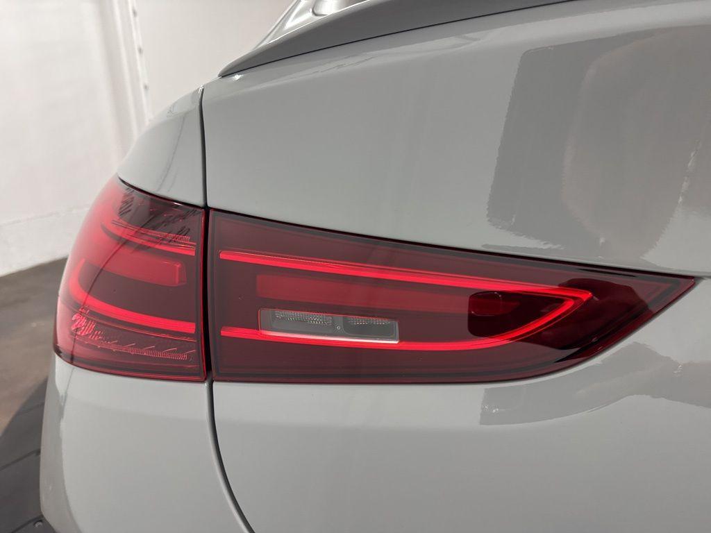 new 2025 Mercedes-Benz GLE 450 car, priced at $91,040