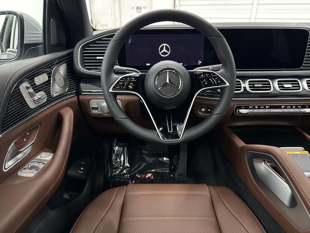 new 2025 Mercedes-Benz GLE 450 car, priced at $91,040