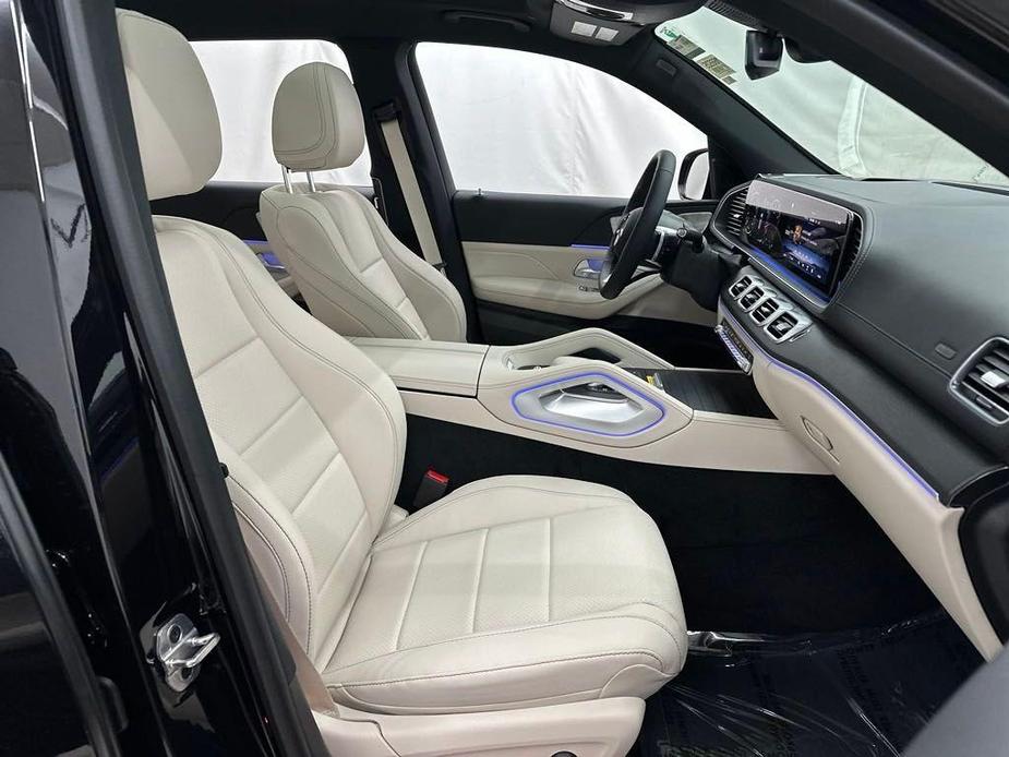 new 2025 Mercedes-Benz GLS 450 car, priced at $98,095