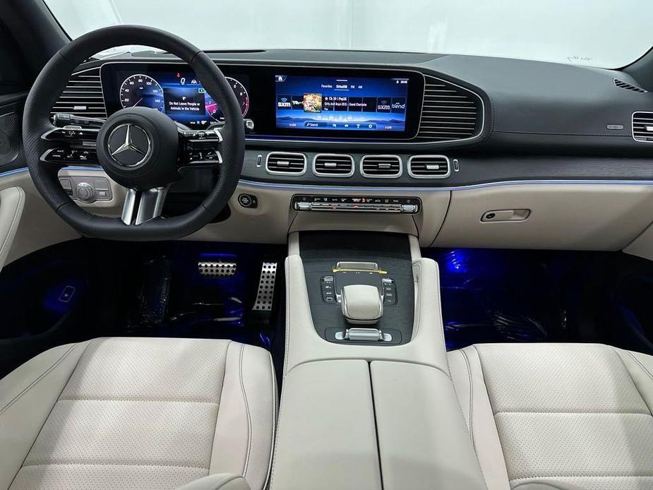 new 2025 Mercedes-Benz GLS 450 car, priced at $98,095