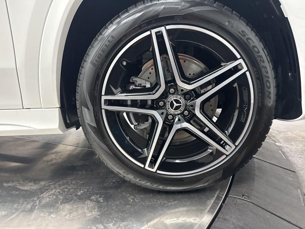 new 2026 Mercedes-Benz GLS 450 car, priced at $98,965