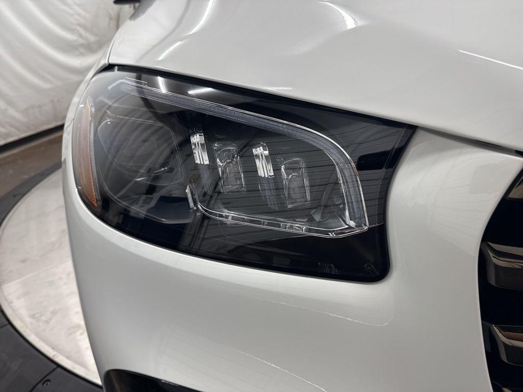 new 2026 Mercedes-Benz GLS 450 car, priced at $98,965