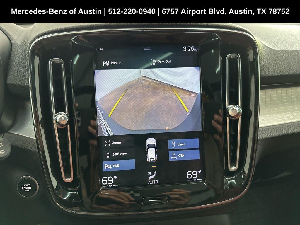 used 2019 Volvo XC40 car, priced at $17,900