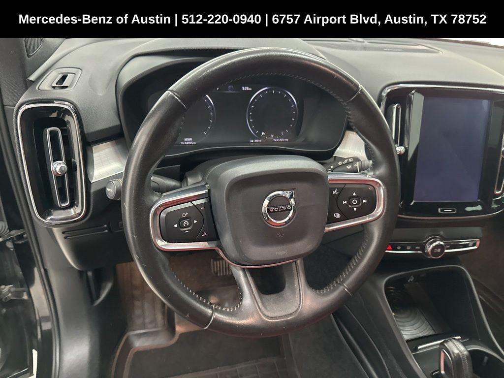 used 2019 Volvo XC40 car, priced at $17,900