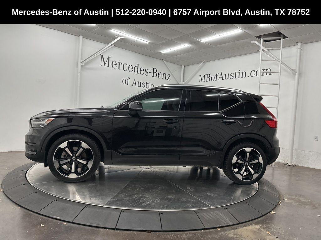used 2019 Volvo XC40 car, priced at $17,900
