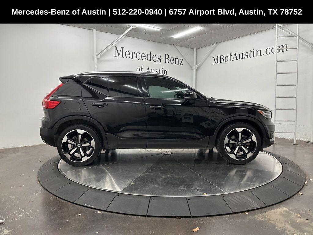 used 2019 Volvo XC40 car, priced at $17,900