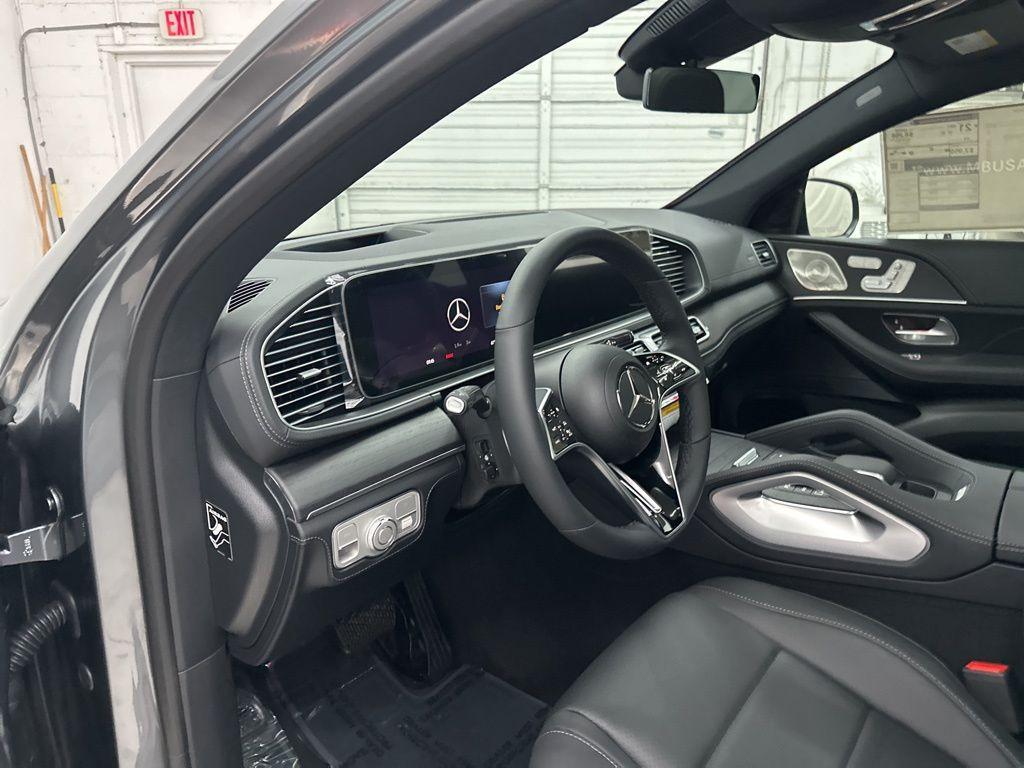 new 2026 Mercedes-Benz GLE 450 car, priced at $85,910
