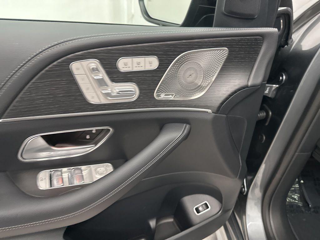 new 2026 Mercedes-Benz GLE 450 car, priced at $85,910