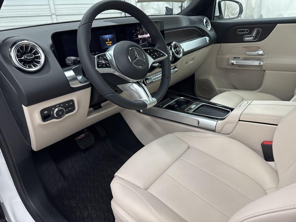 new 2026 Mercedes-Benz GLB 250 car, priced at $51,645