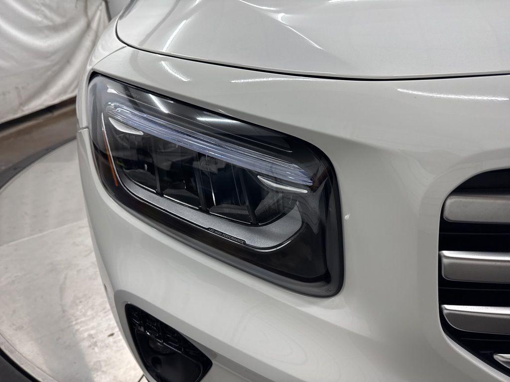 new 2026 Mercedes-Benz GLB 250 car, priced at $51,645