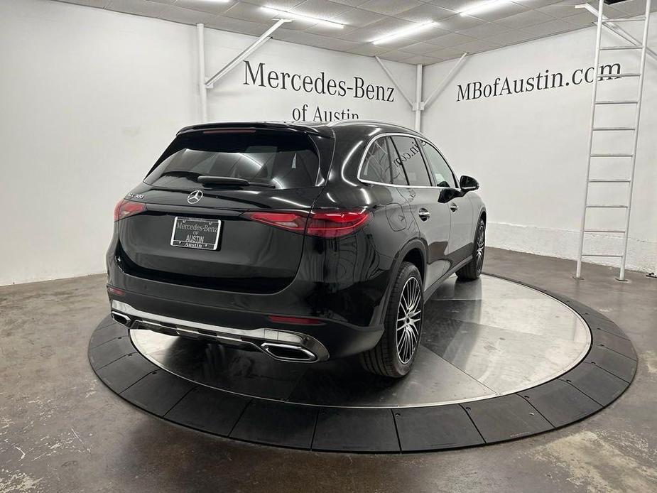 new 2025 Mercedes-Benz GLC 300 car, priced at $58,050