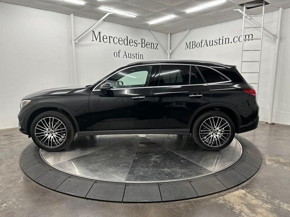 new 2025 Mercedes-Benz GLC 300 car, priced at $58,050