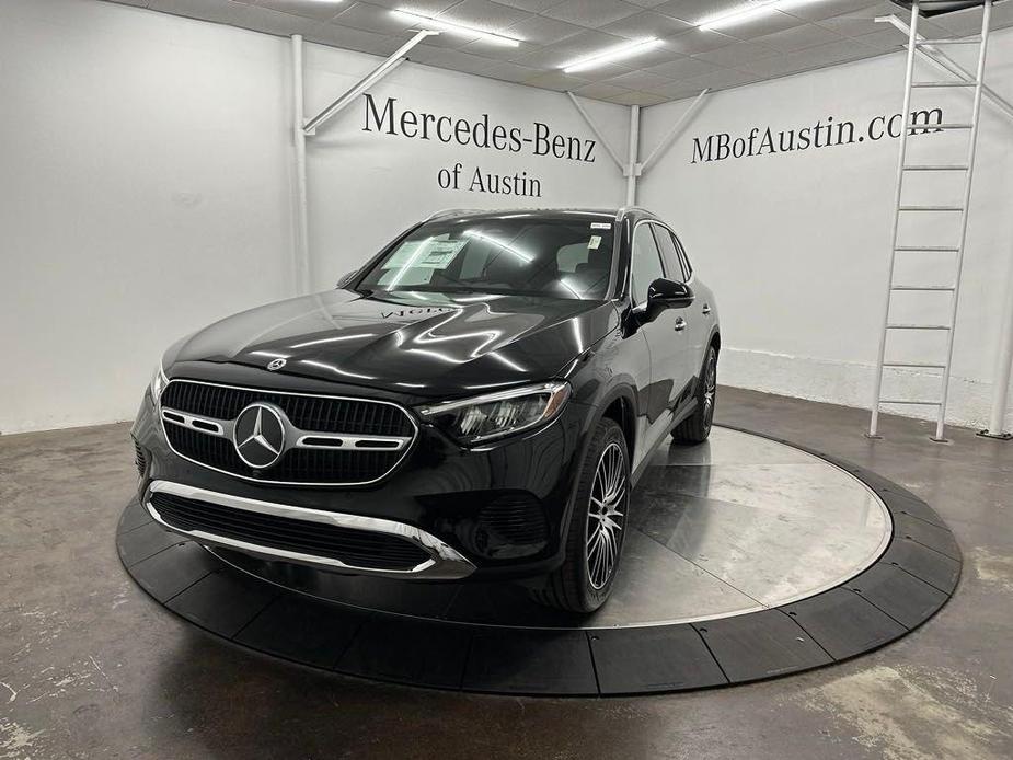 new 2025 Mercedes-Benz GLC 300 car, priced at $58,050