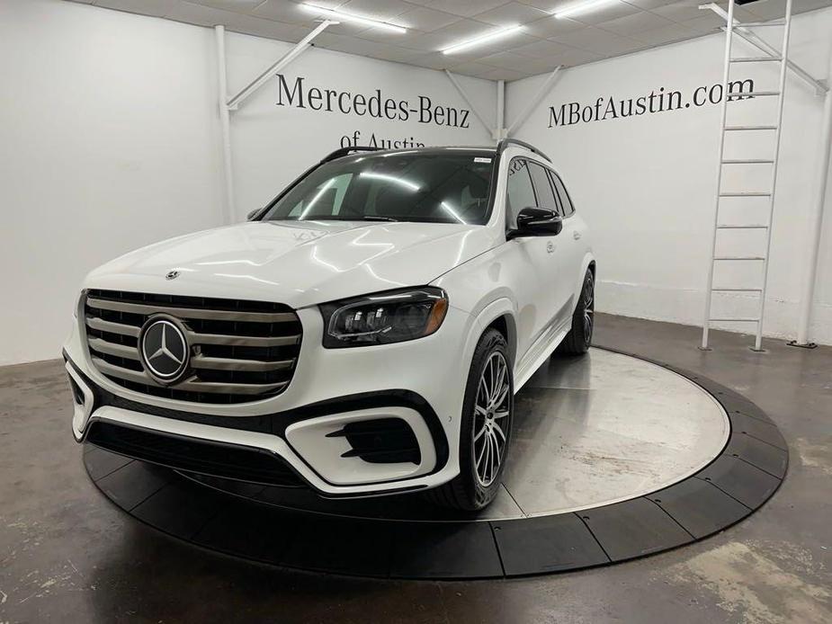 new 2025 Mercedes-Benz GLS 450 car, priced at $98,810