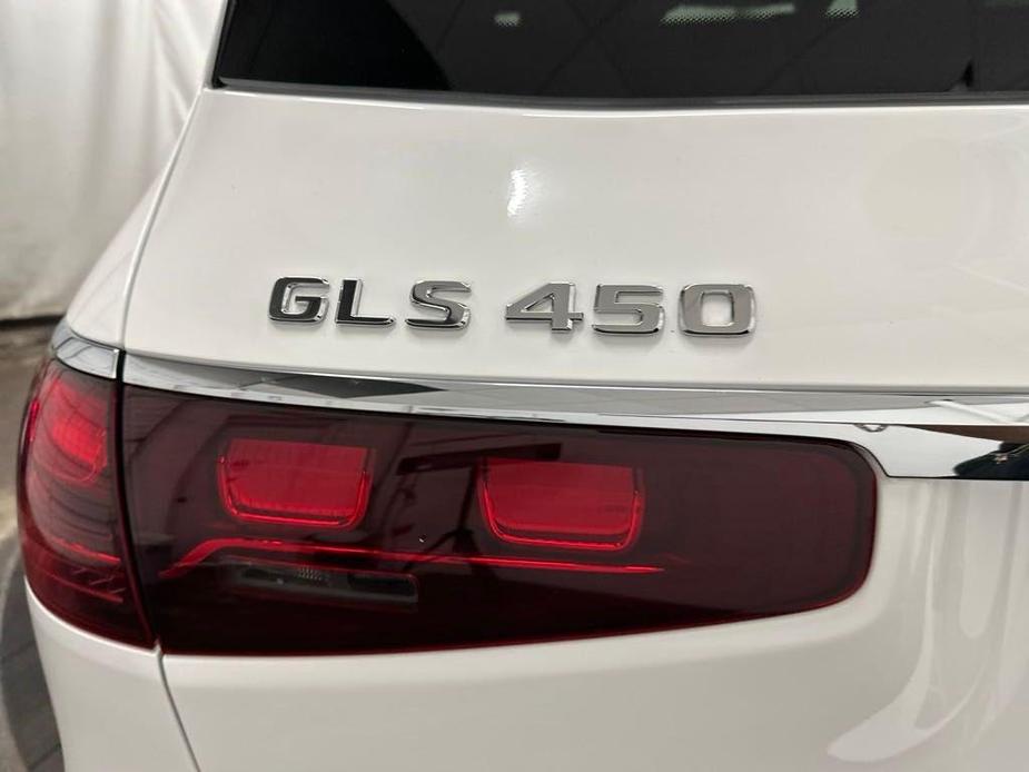 new 2025 Mercedes-Benz GLS 450 car, priced at $98,810