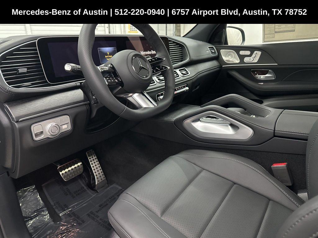 new 2025 Mercedes-Benz GLS 450 car, priced at $96,355