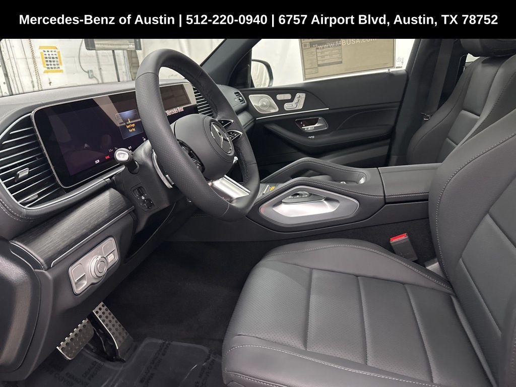 new 2025 Mercedes-Benz GLS 450 car, priced at $96,355