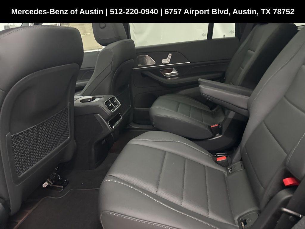 new 2025 Mercedes-Benz GLS 450 car, priced at $96,355