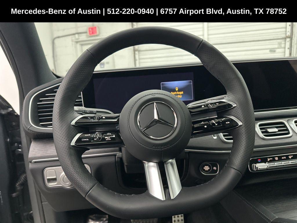 new 2025 Mercedes-Benz GLS 450 car, priced at $96,355