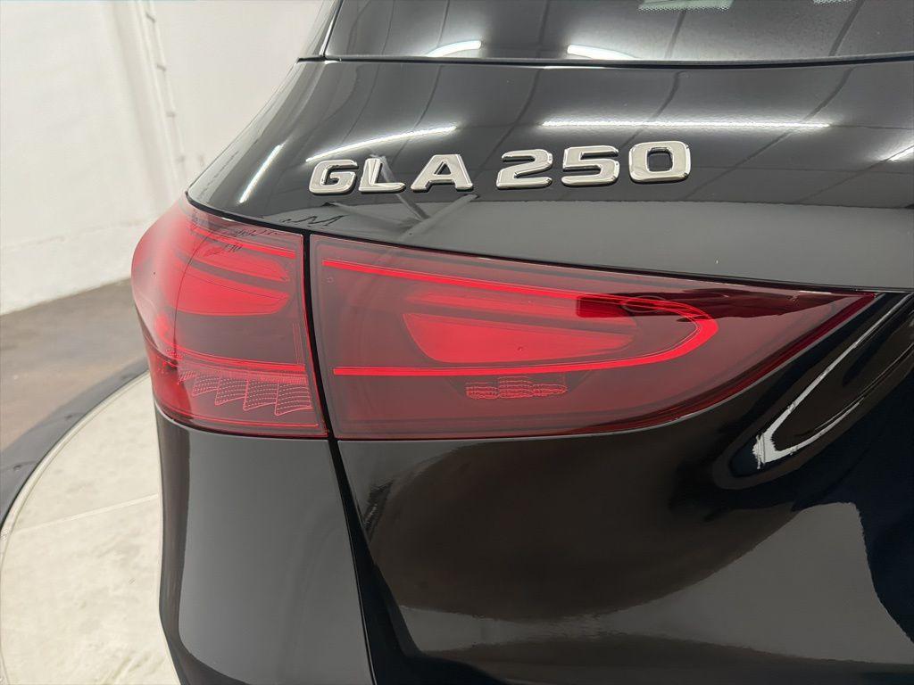 new 2026 Mercedes-Benz GLA 250 car, priced at $47,515