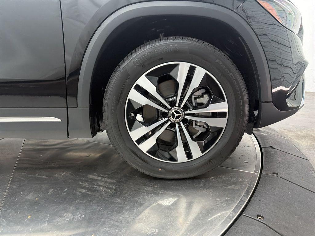 new 2026 Mercedes-Benz GLA 250 car, priced at $47,515