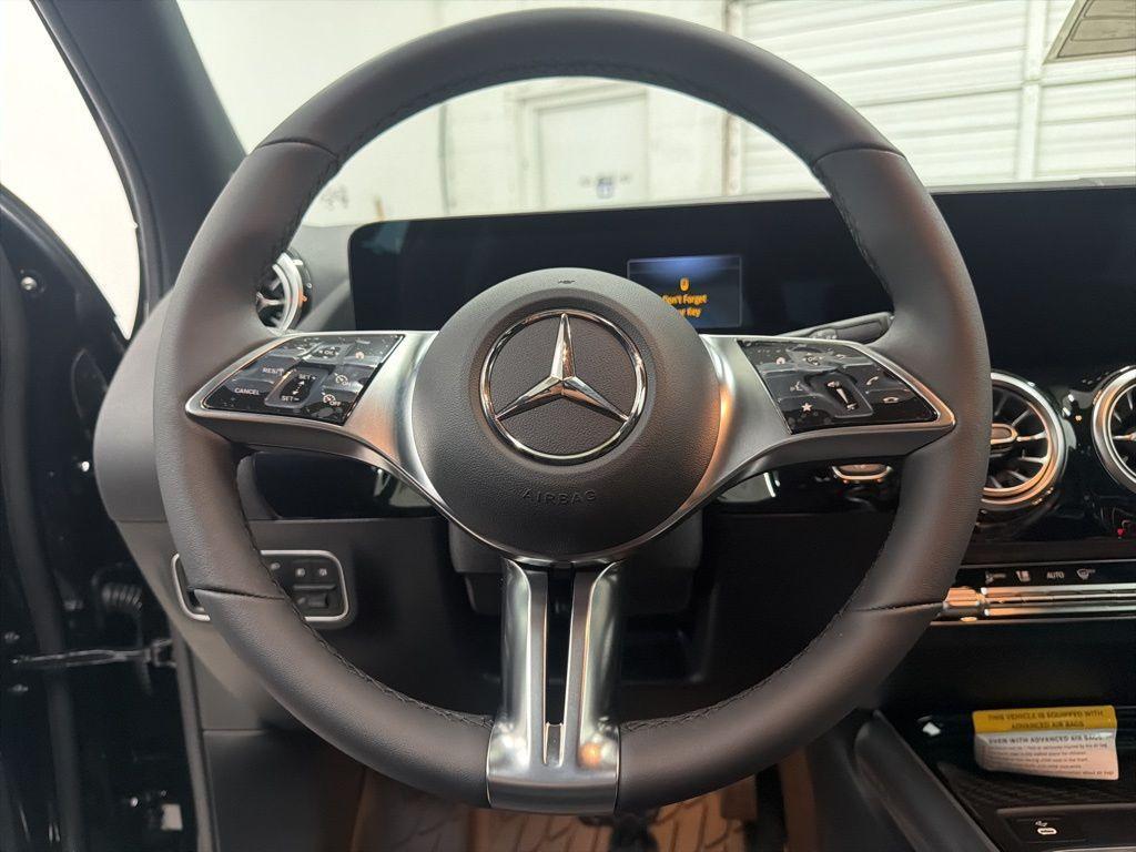 new 2026 Mercedes-Benz GLA 250 car, priced at $47,515