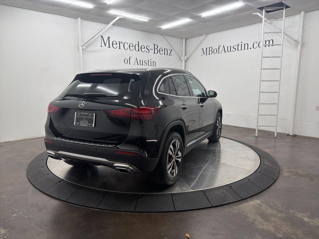 new 2026 Mercedes-Benz GLA 250 car, priced at $47,515
