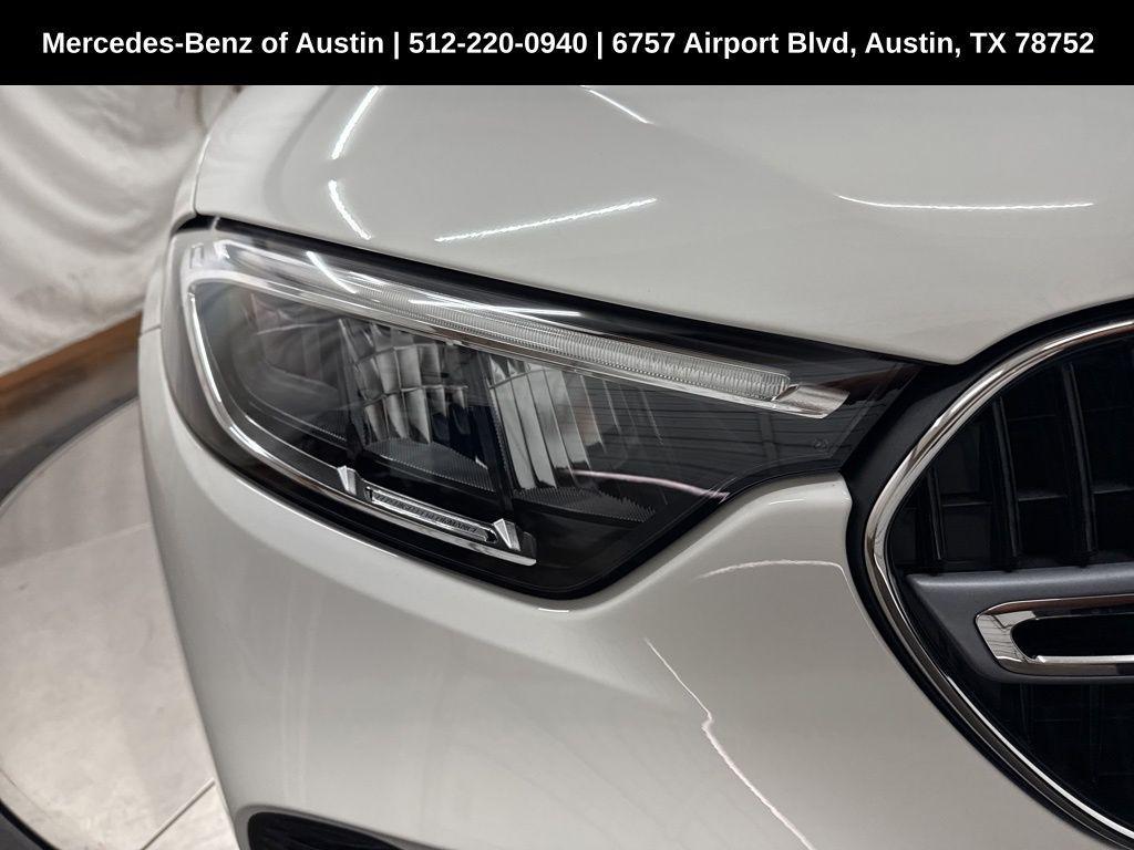 new 2025 Mercedes-Benz GLC 300 car, priced at $57,260